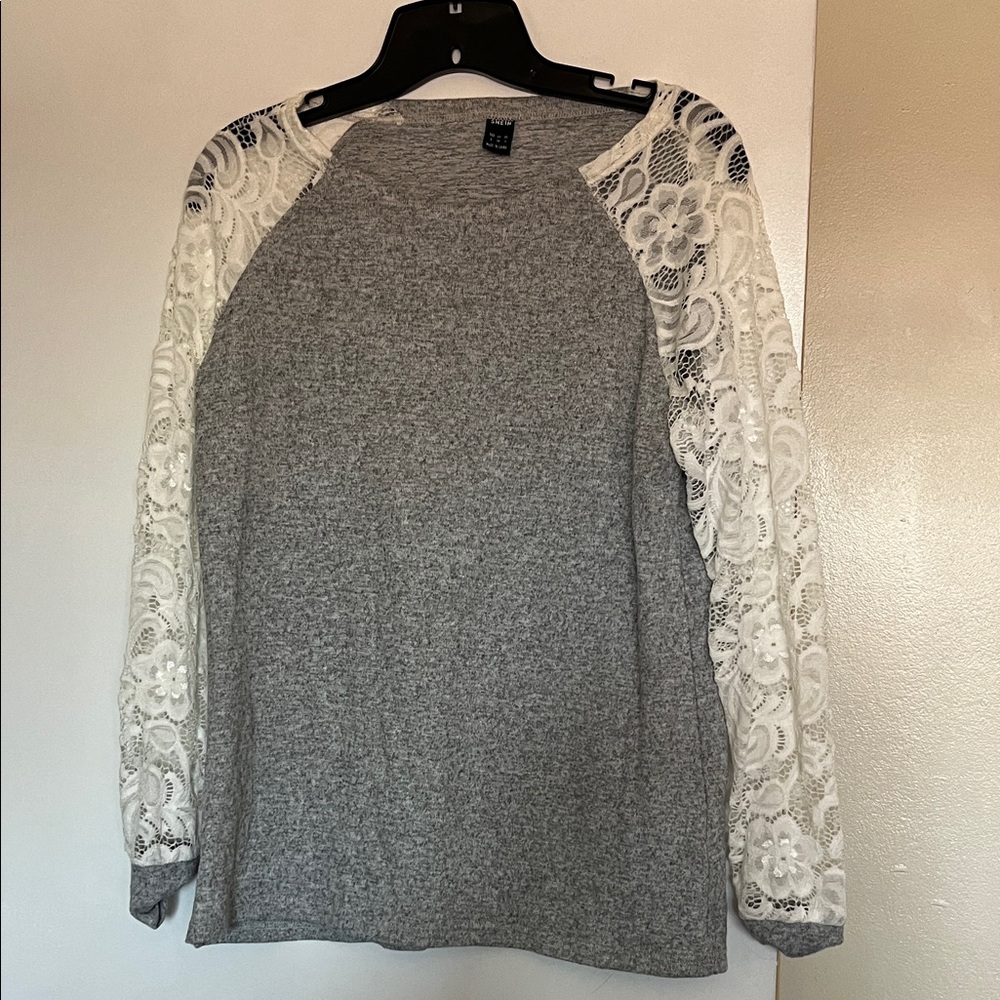 SHEIN Gray and White Lace Sleeve Top